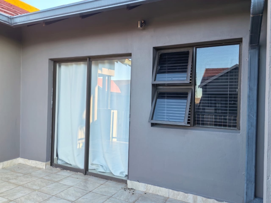 3 Bedroom Property for Sale in Wild Olive Estate Free State